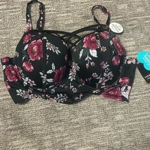 Torrid Swimsuit top! Size-2F